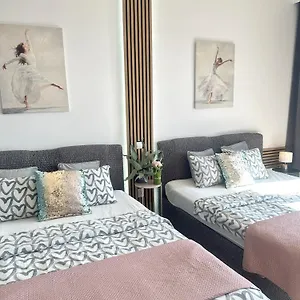 Exclusive Smolna Varšava